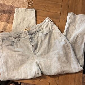 Madewell Light Wash Straight Leg Jeans